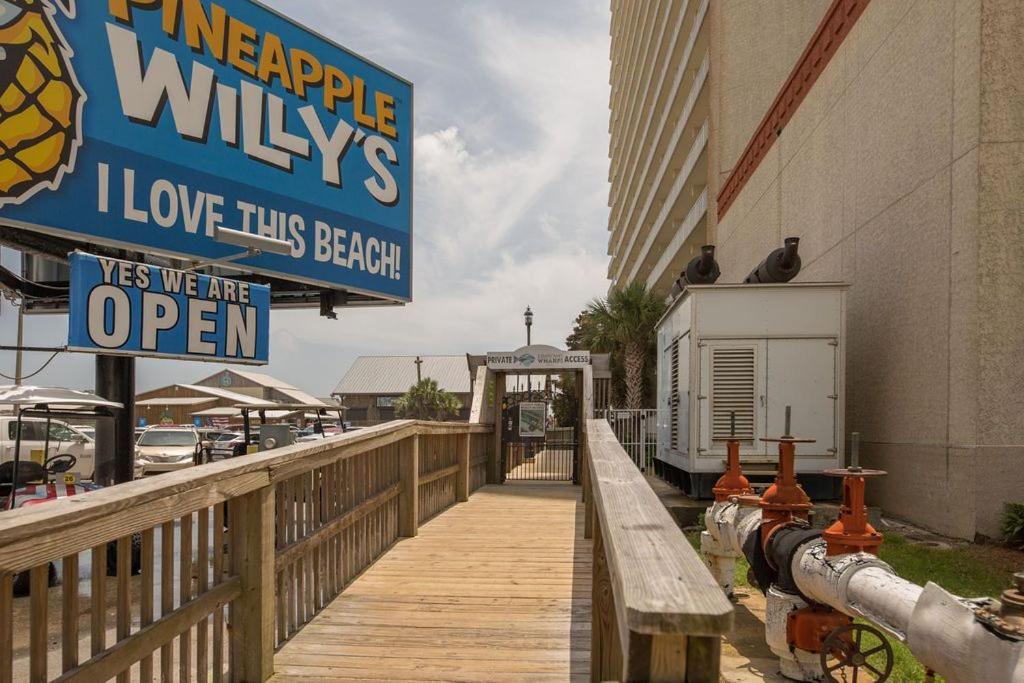 Some Beach Some Where At Laketown Wharf #825 By Nautical Properties Panama City Beach Exterior photo